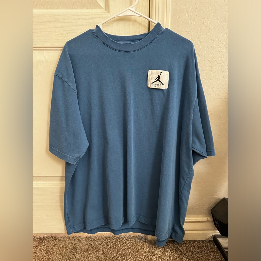 Air Jordan oversized blue shirt
